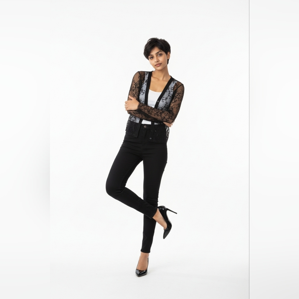 Women blouse - Picture 9 of 10